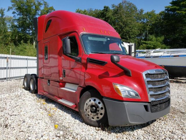  Salvage Freightliner Cascadia 1