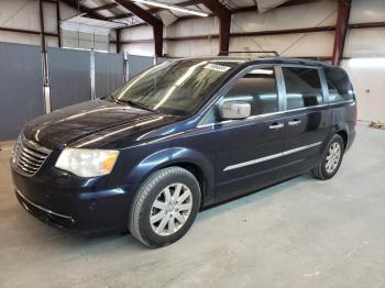  Salvage Chrysler Town & Country