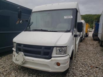  Salvage Isuzu Npr