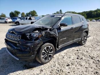  Salvage Jeep Compass