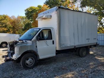  Salvage GMC Savana