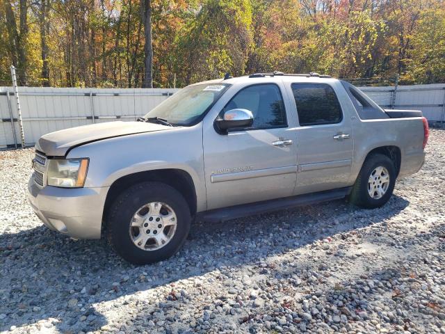  Salvage Chevrolet Avalanche