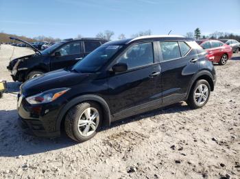  Salvage Nissan Kicks