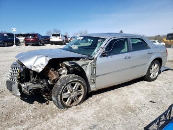  Salvage Chrysler 300