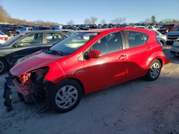  Salvage Toyota Prius