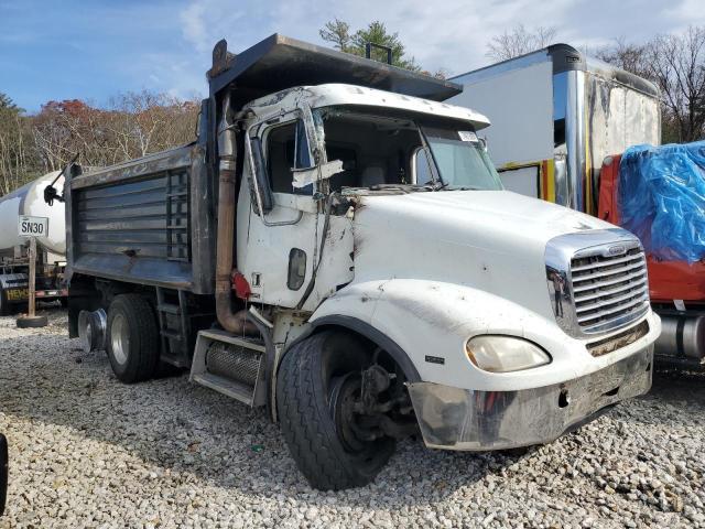  Salvage Freightliner Columbia 1