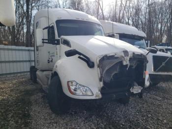  Salvage Kenworth Constructi