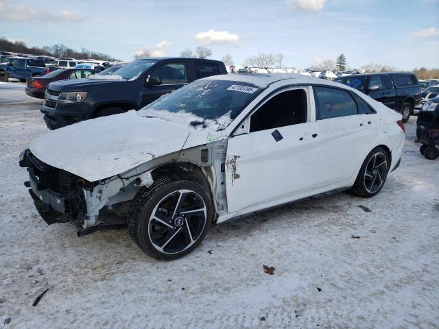  Salvage Hyundai ELANTRA