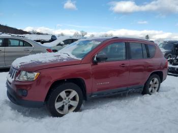  Salvage Jeep Compass