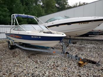  Salvage Bayliner 20ft Boat