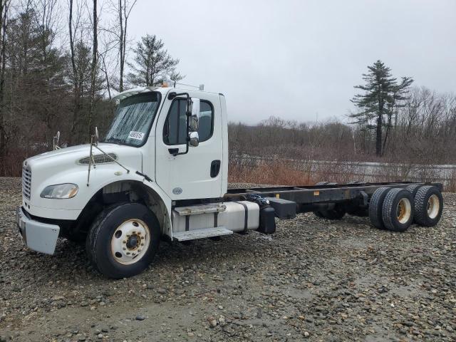  Salvage Freightliner M2 106 Med