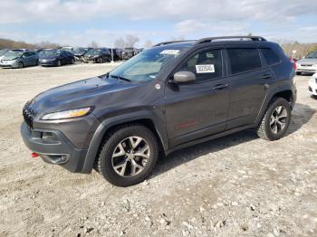  Salvage Jeep Cherokee