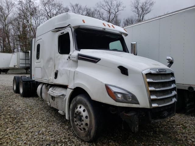  Salvage Freightliner Cascadia 1
