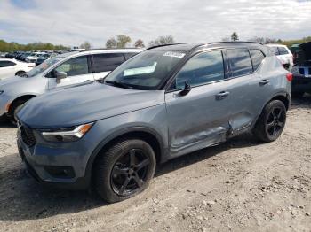  Salvage Volvo XC40