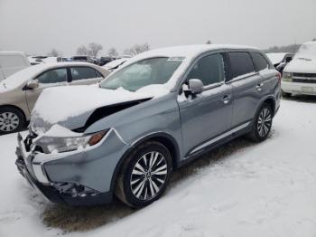  Salvage Mitsubishi Outlander