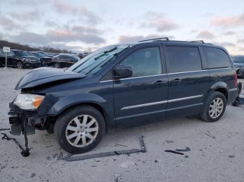  Salvage Chrysler Minivan