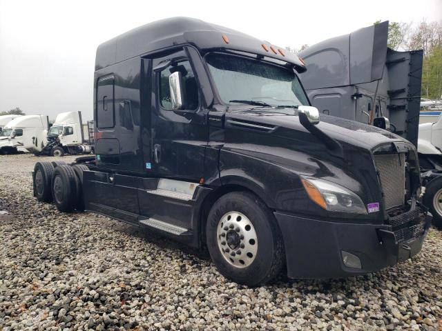  Salvage Freightliner Cascadia 1
