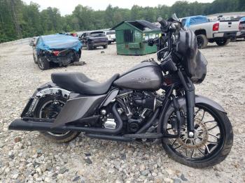  Salvage Harley-Davidson Fl