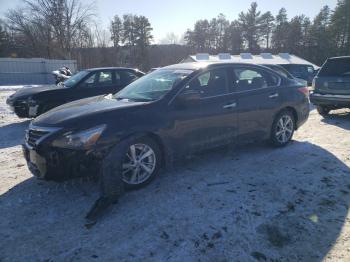  Salvage Nissan Altima