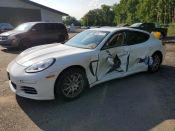  Salvage Porsche Panamera