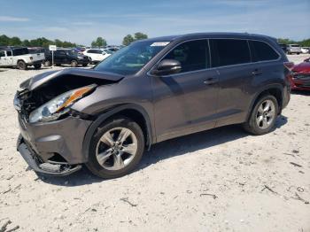  Salvage Toyota Highlander