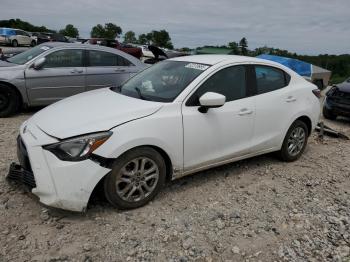  Salvage Toyota Yaris