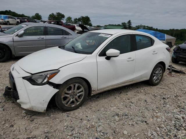  Salvage Toyota Yaris