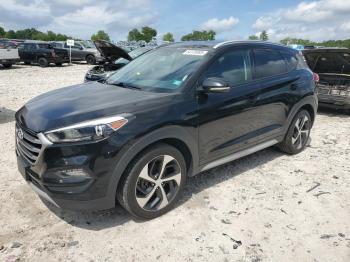  Salvage Hyundai TUCSON