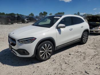 Salvage Mercedes-Benz GLA