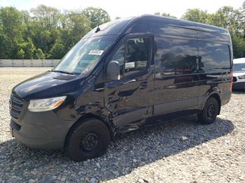  Salvage Mercedes-Benz Sprinter