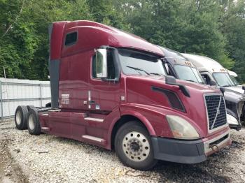  Salvage Volvo Vnl