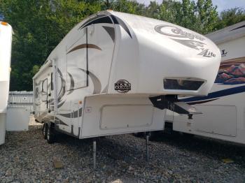  Salvage Keystone Cougar Xli