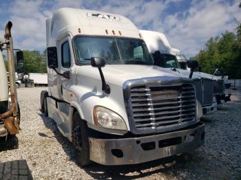  Salvage Freightliner Cascadia