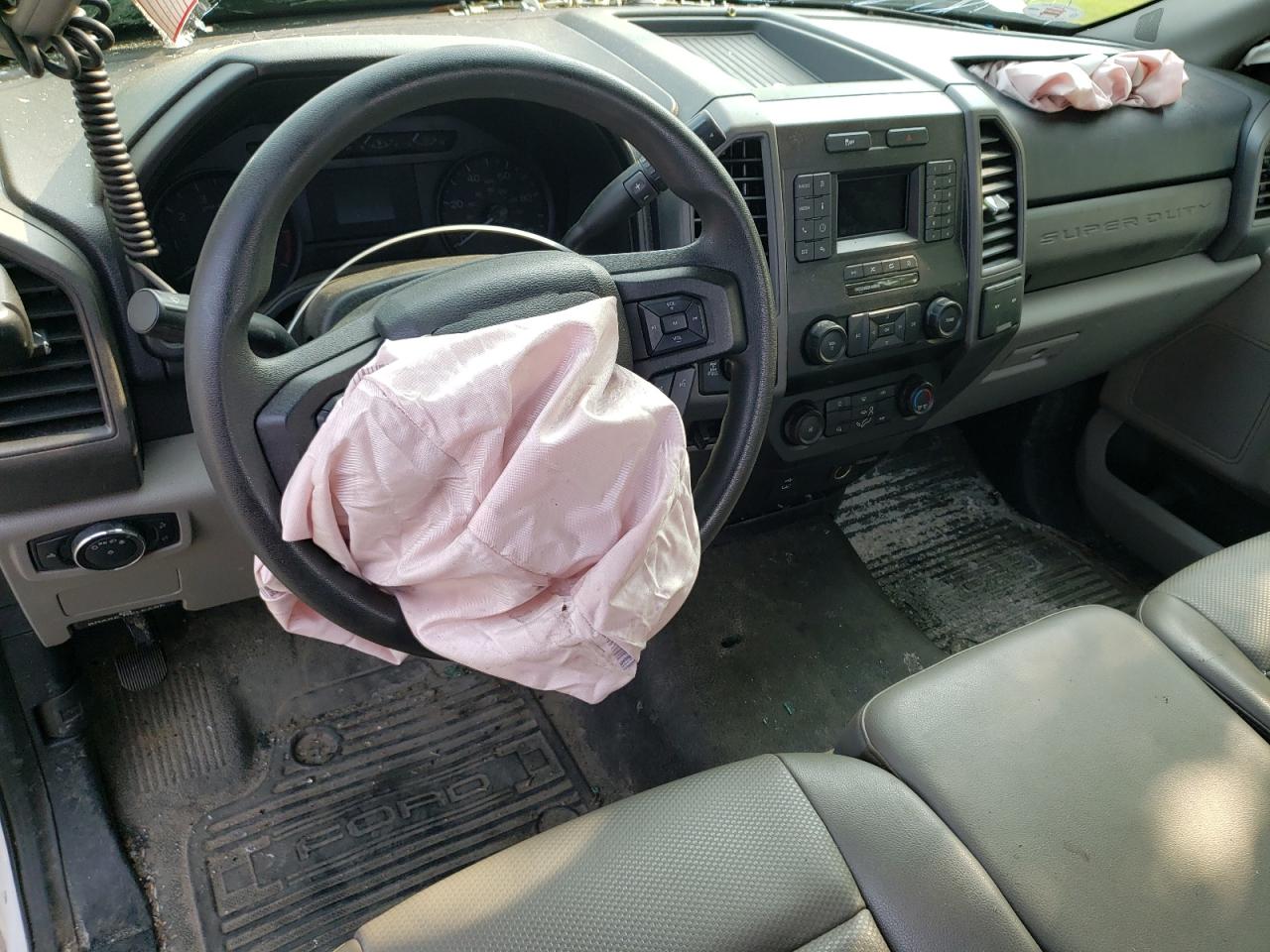 Ford F-250 Super Duty Image 5