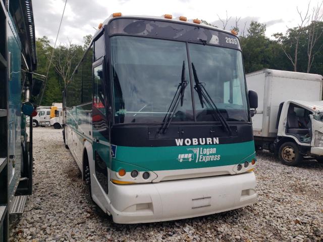 Salvage Motor Coach Industri Bus