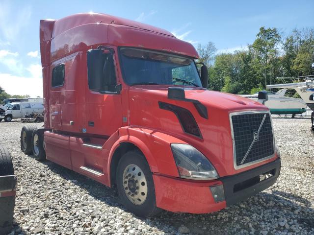  Salvage Volvo Vnl