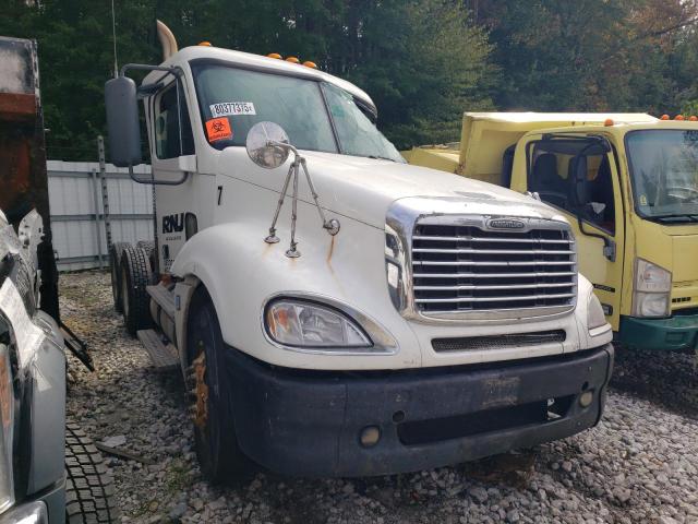  Salvage Freightliner Columbia