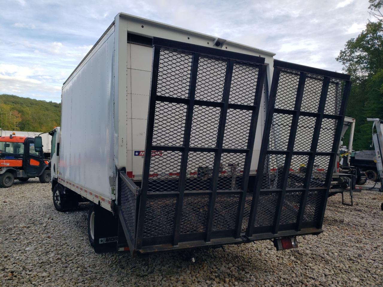 Chevrolet 3500 Image 4