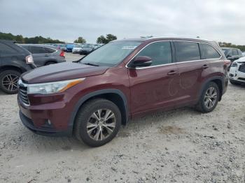  Salvage Toyota Highlander
