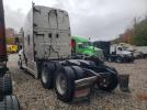 Freightliner Cascadia 1 Image 4