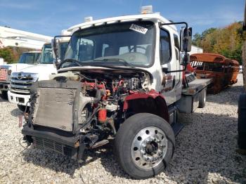  Salvage Freightliner M2 106 Med