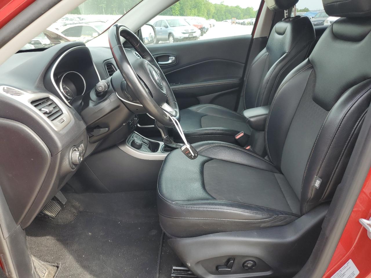 Jeep Compass Latitude Image 9