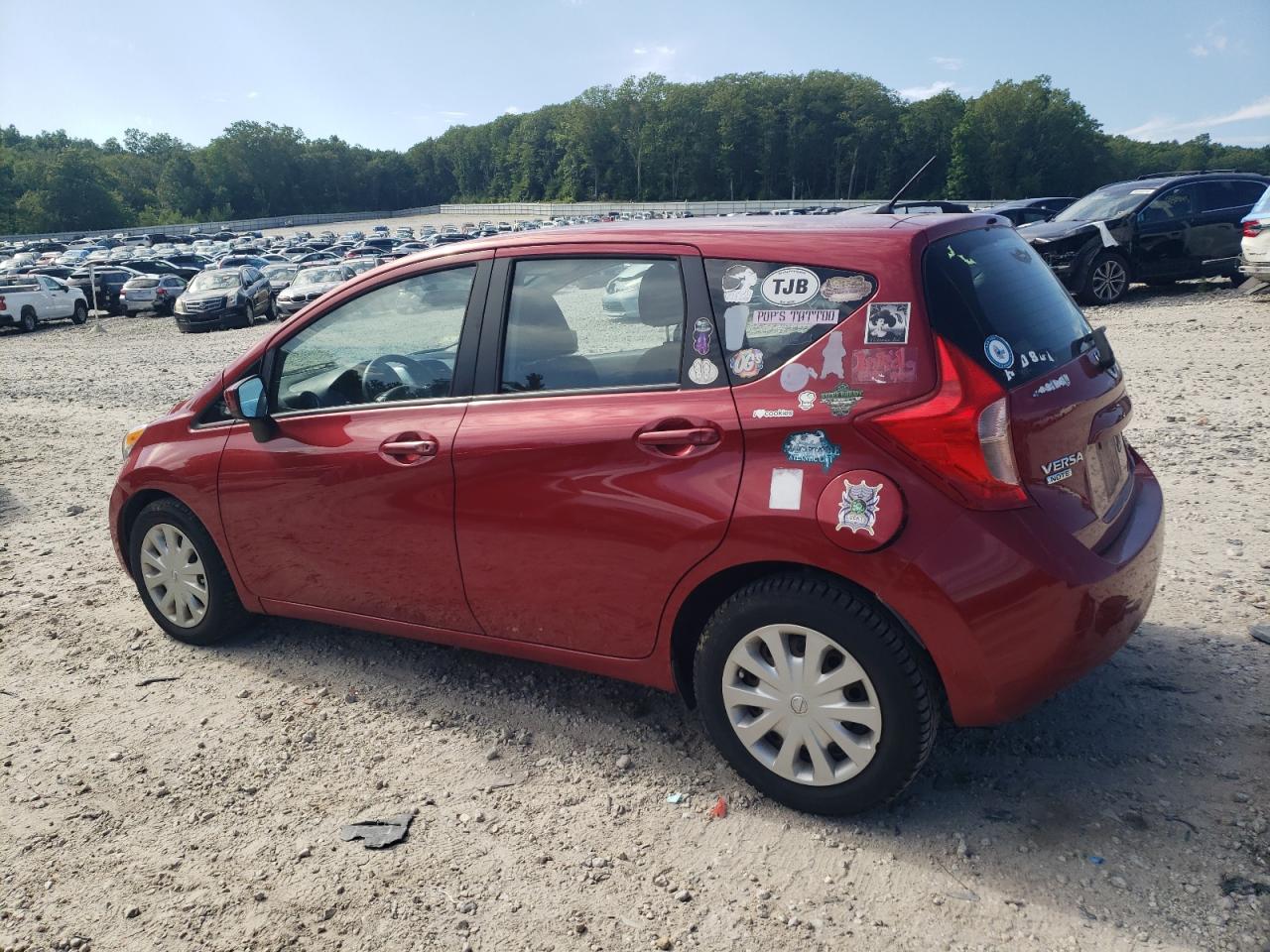 Nissan Versa S Image 2