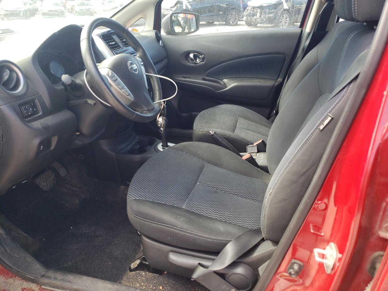 Nissan Versa S Image 11