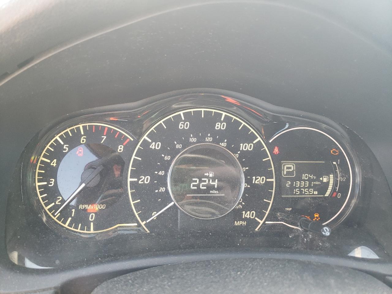 Nissan Versa S Image 5