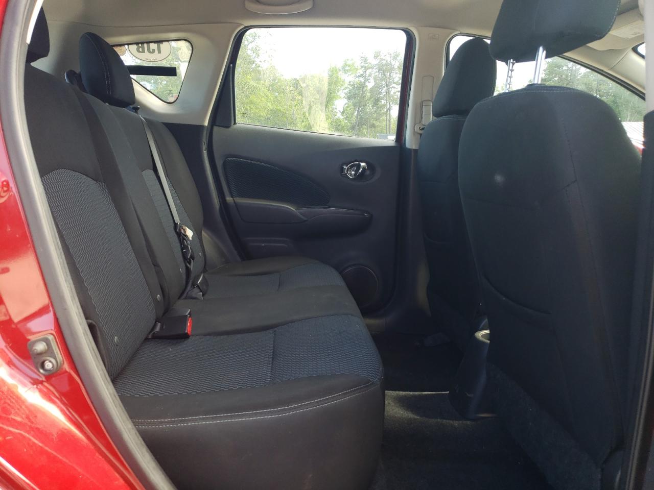 Nissan Versa S Image 6