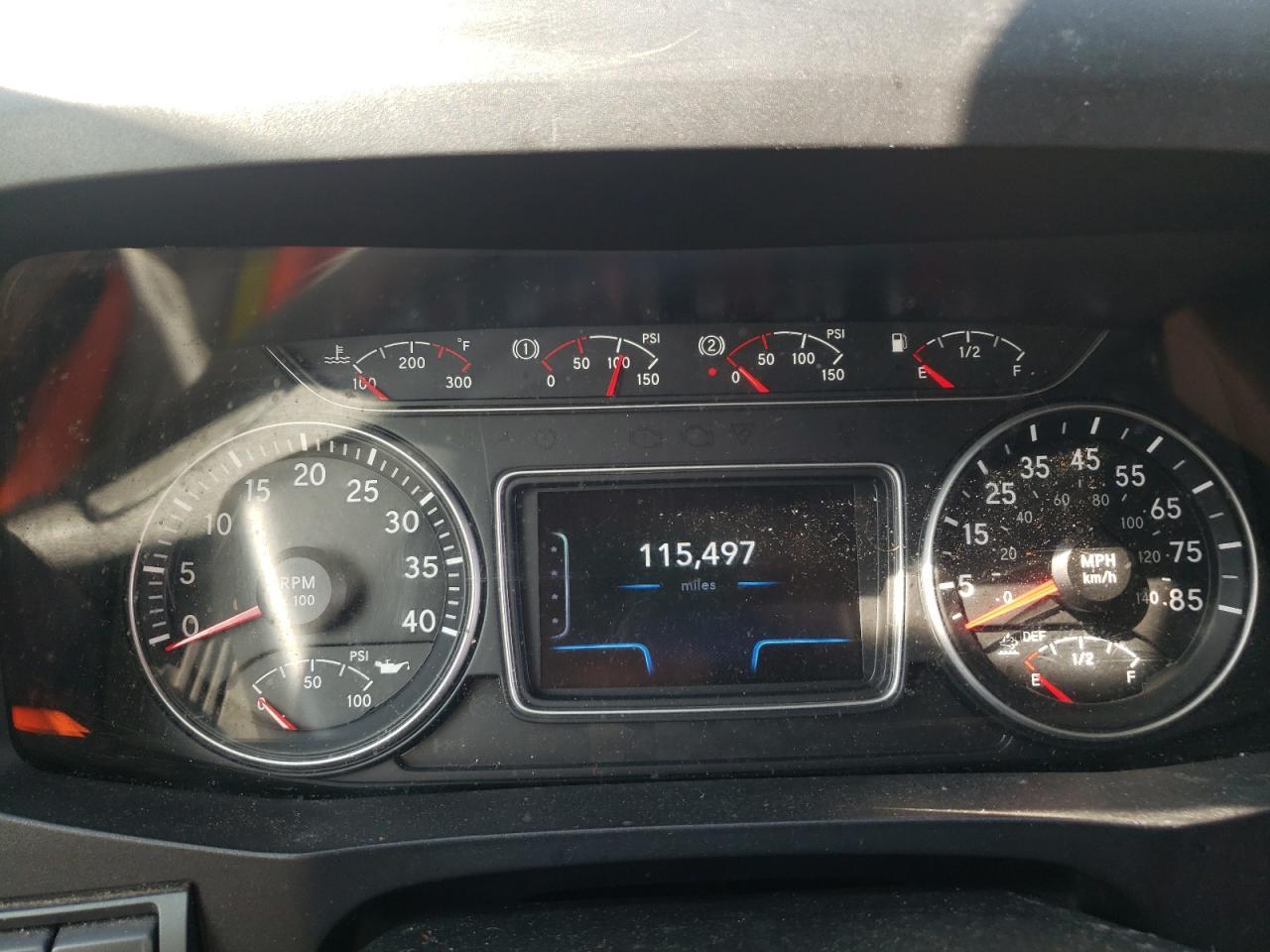 International Mv607 Image 4