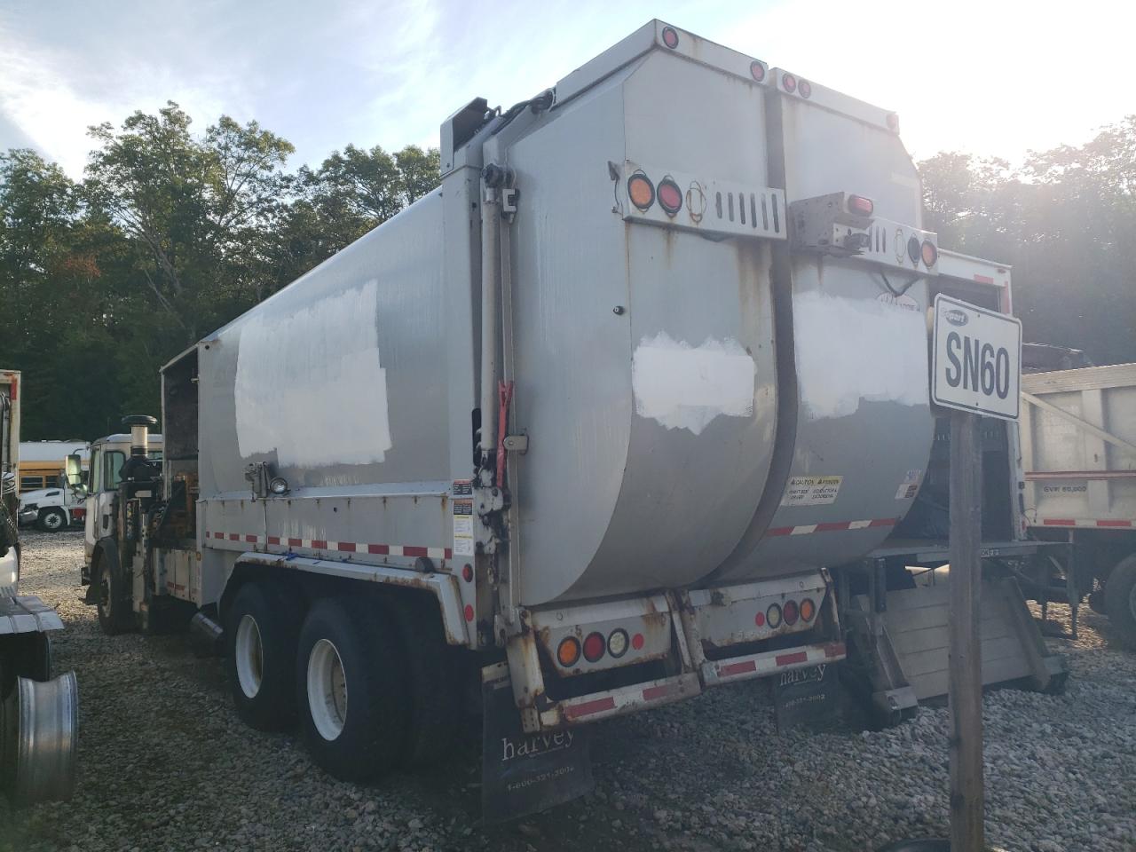 Autocar Llc Xpeditor Image 9