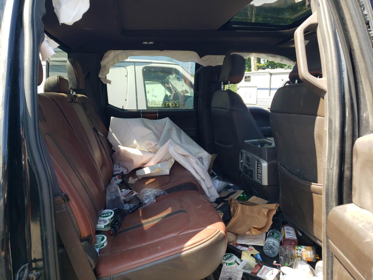 Ford F-350 Super Duty Image 12