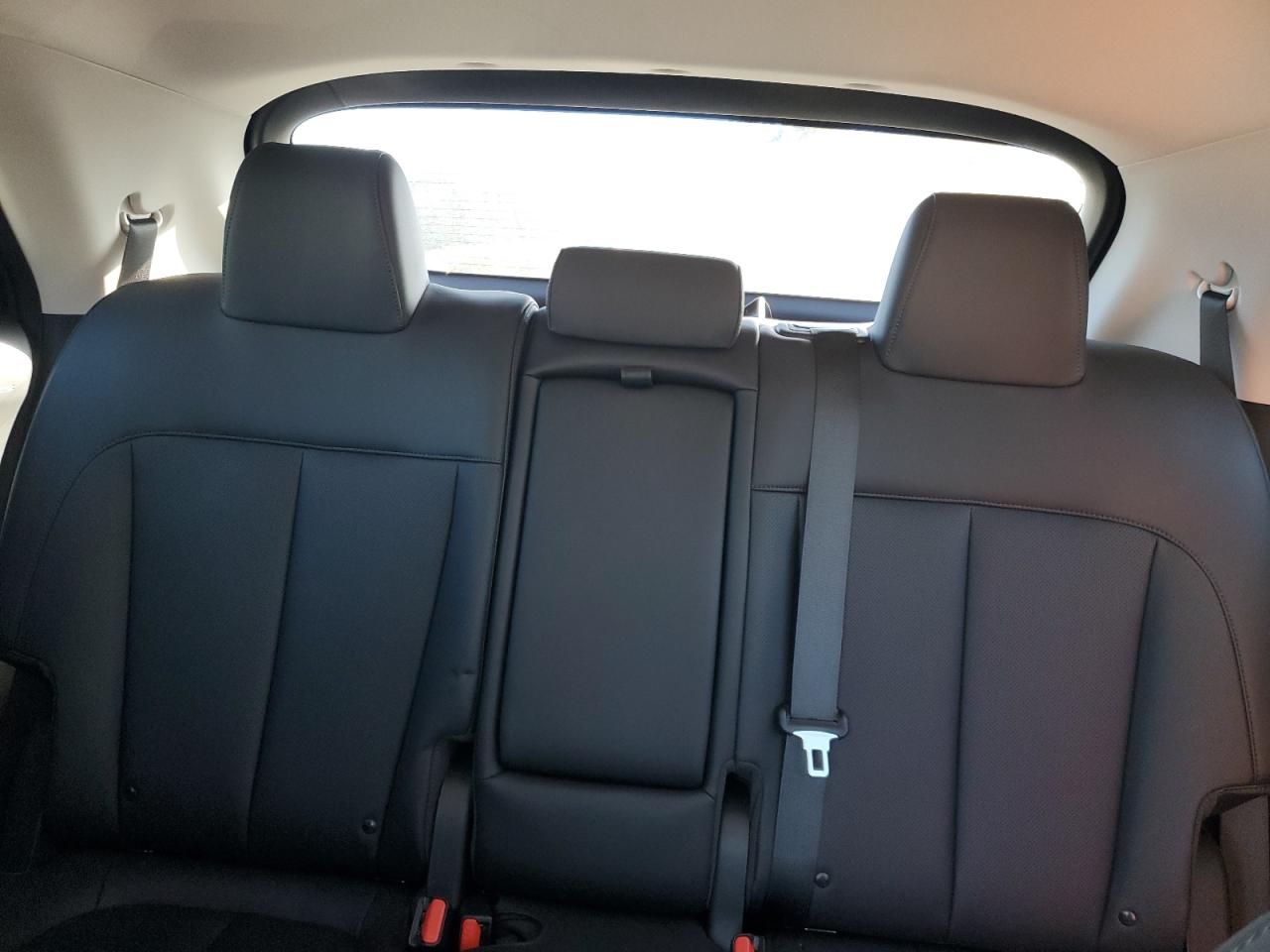 Hyundai Ioniq Sel Image 9